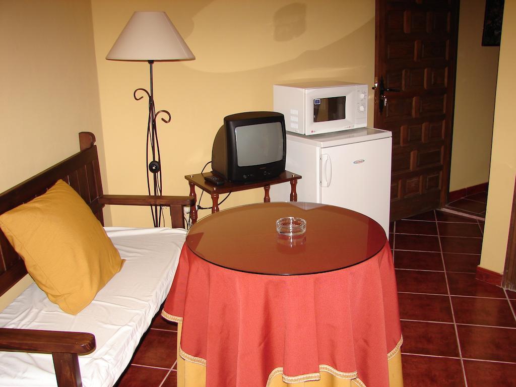 La Boticaria Casa Rural Apartamento Descargamaría Extérieur photo